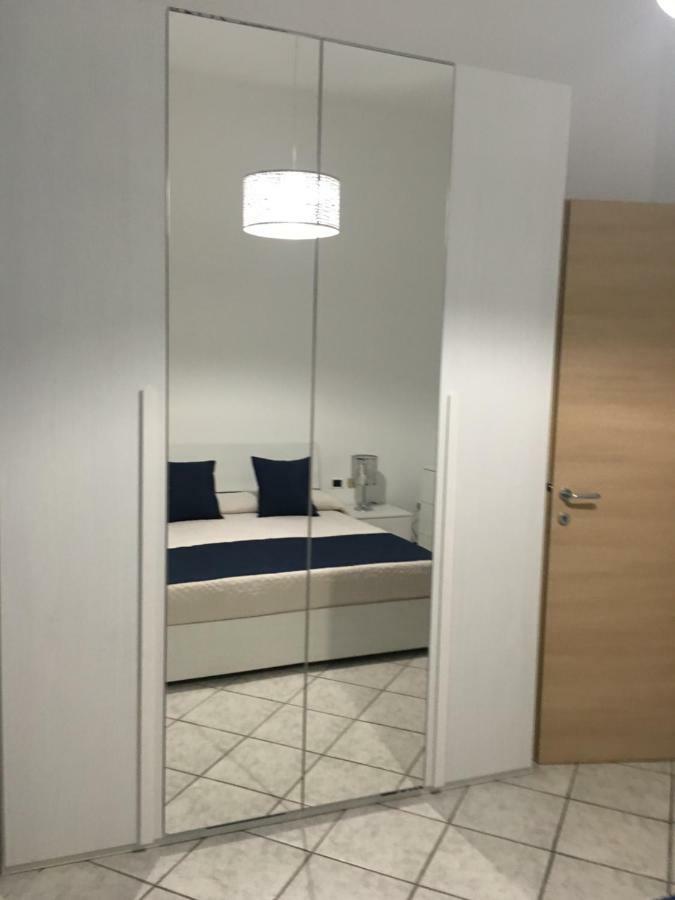 Station'S Windows Apartment Специя Екстериор снимка